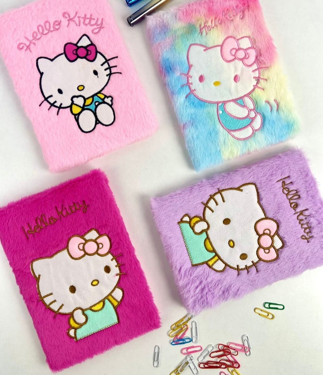 Imagen de LIBRETA PELUCHE SANRIO AL AZAR