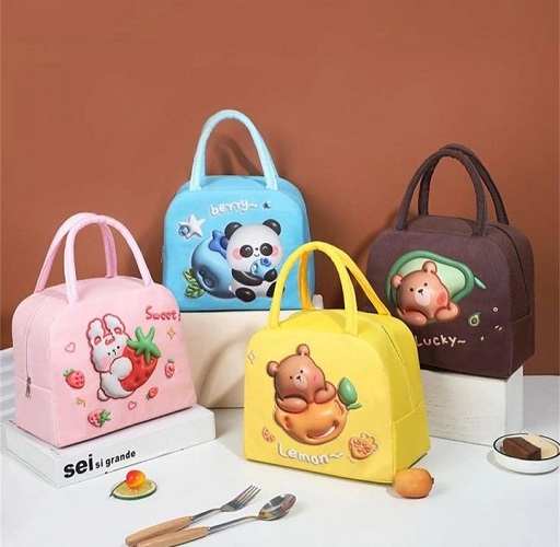Imagen de LONCHERA TERMICA FRUTA Y ANIMALITOS KAWAI
