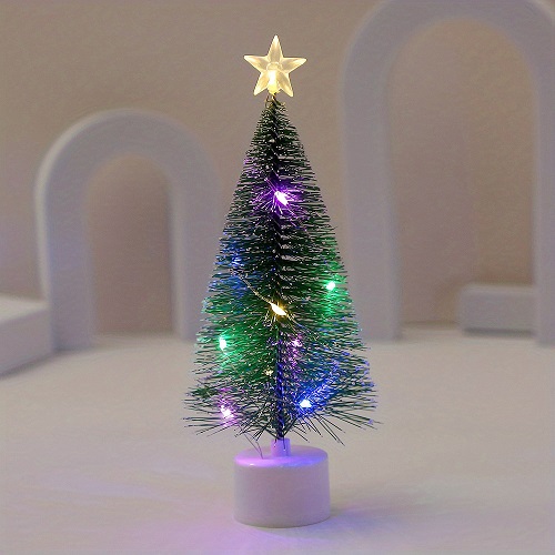 Imagen de PIEZA MINI ARBOLITO CON LUZ LED 15 CM