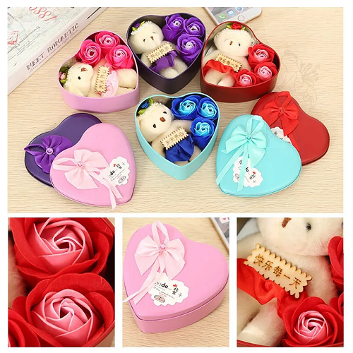 Imagen de LATA CORAZON *PELUCHE Y ROSAS