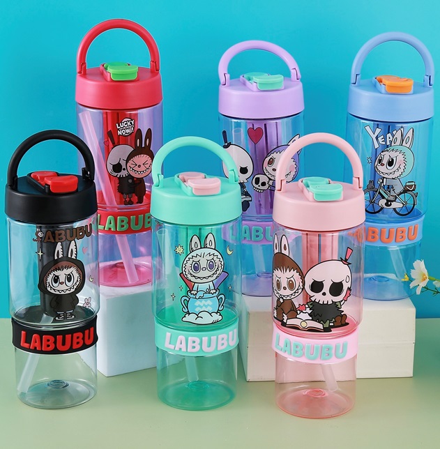 Imagen de BOTELLA DE AGUA LABUBU 750ml C/INFUSOR 🦄