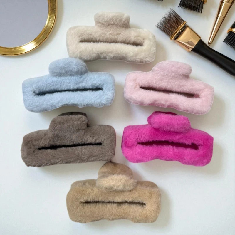 Imagen de BROCHE CABELLO PELUCHE GRANDE 13cm