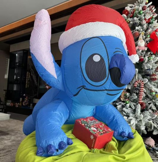 Imagen de MEGA INFLABLE STITCH NAVIDEÑO LU1898