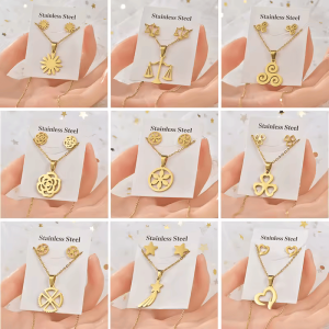 COORDINADO COLLAR DIJE + ARETES ACERO INOX