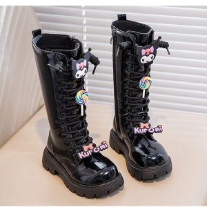 BOTAS NEGRAS ALTAS KUROMI CHAROL